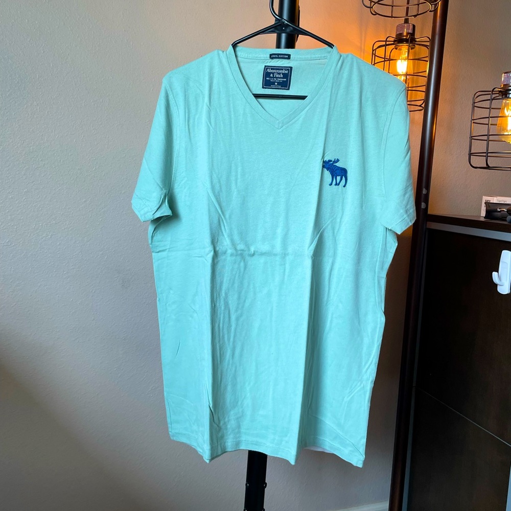 Abercrombie & Fitch T-shirt